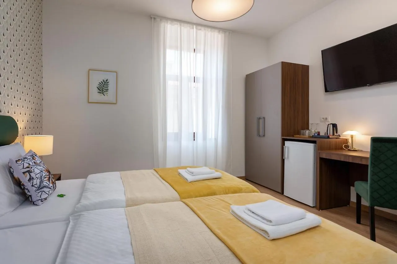 Guest house Aurora Rooms B&B Pula