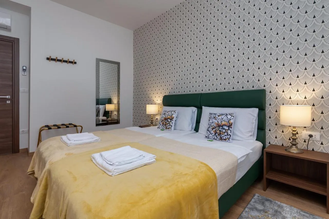 Aurora Rooms B&B Pula 4*,  Croatia
